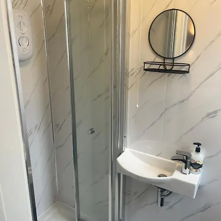 Shores Holiday Apartments Blackpool Esterno foto