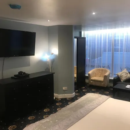 Shores Holiday Apartments Blackpool Esterno foto