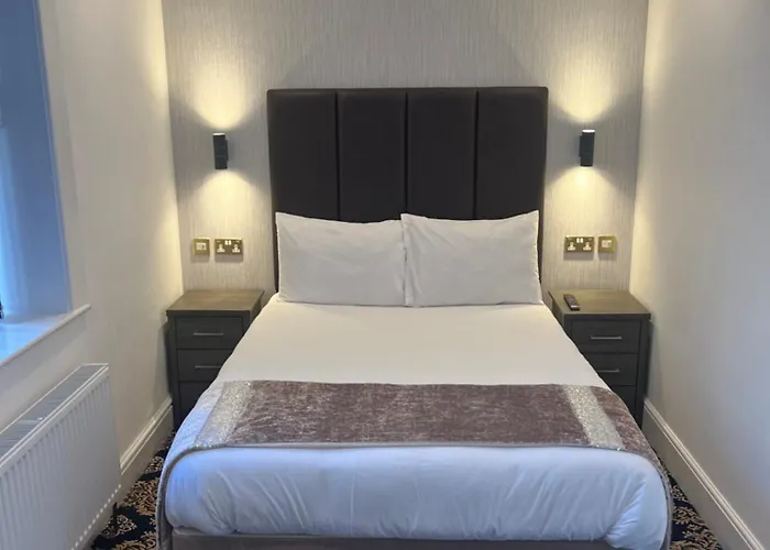 Shores Holiday Apartments